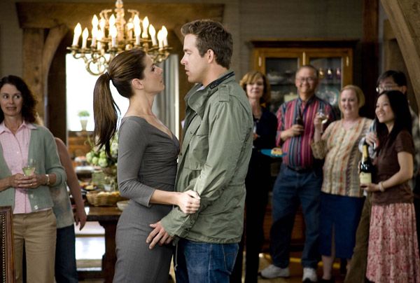 Ryan Reynolds and Sandra Bullock in THE PROPOSAL (3).jpg
